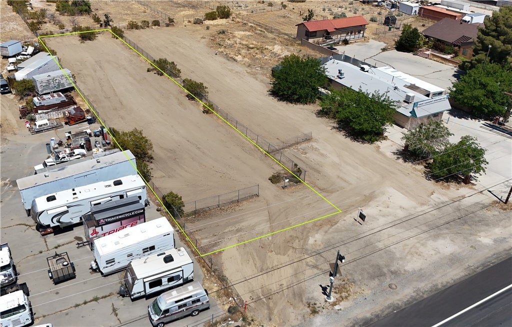 Pearblossom Hwy, Littlerock