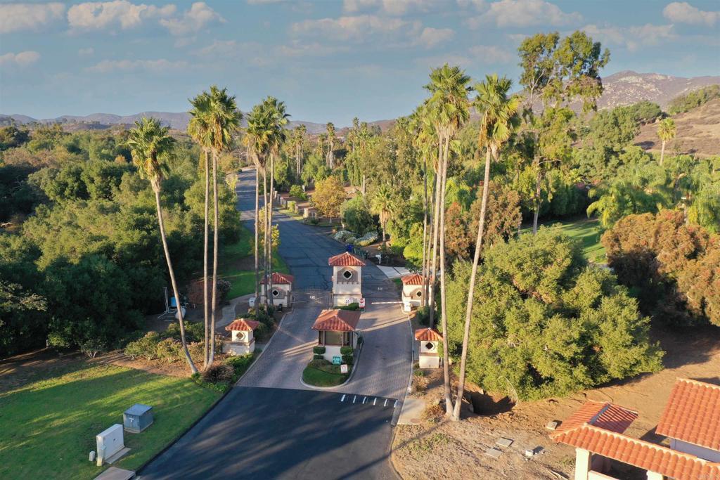 Photo of Listing #PTP2502149