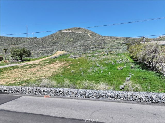 Mill St, Lake Elsinore