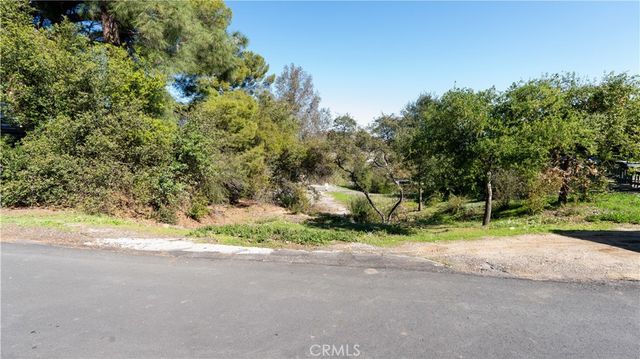 Clover Trail, Calabasas