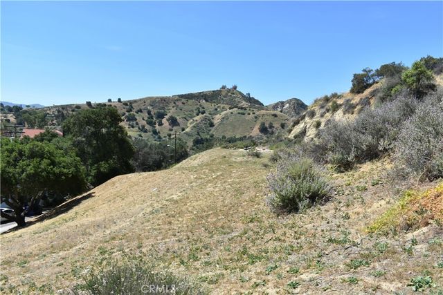 Apn 3247-034-013, Newhall