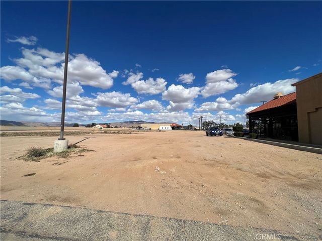 21650 Bear Valley Road, Apple Valley