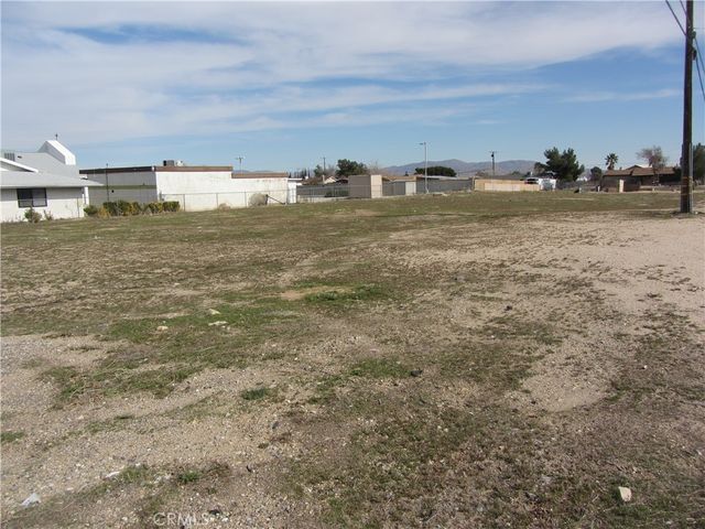 Hesperia Road, Hesperia
