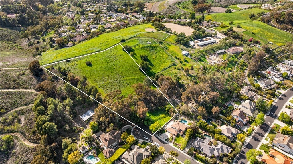 Photo of Listing #PW25077493