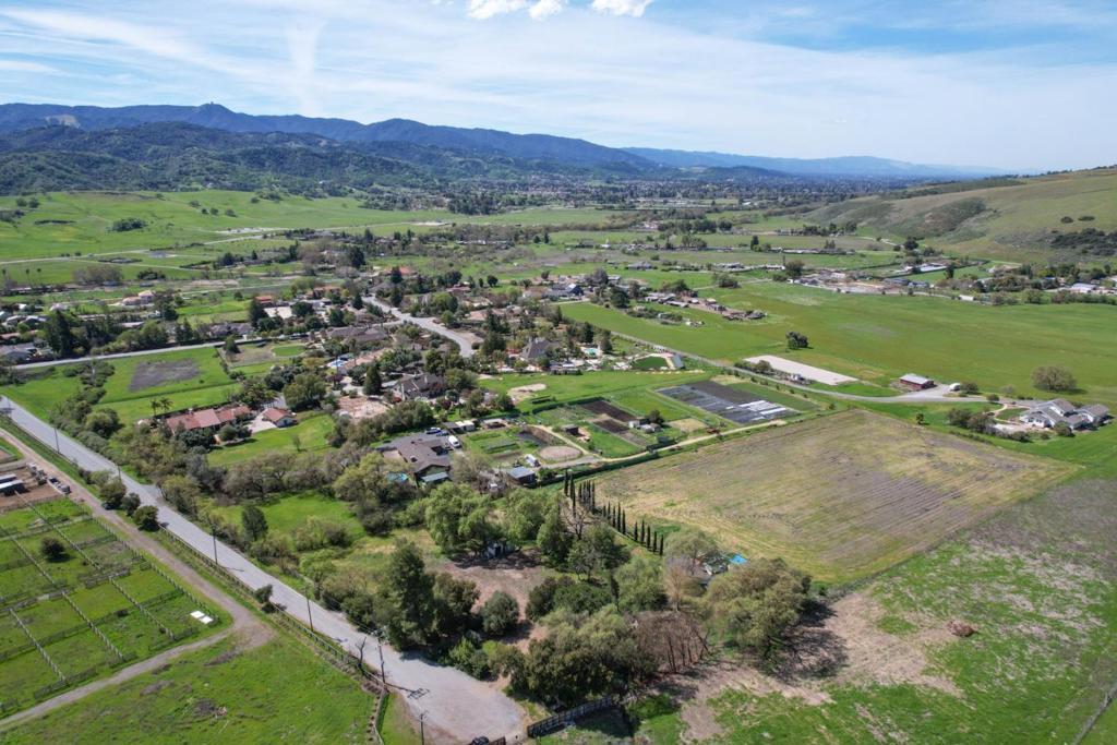 Photo of Listing #ML82001760