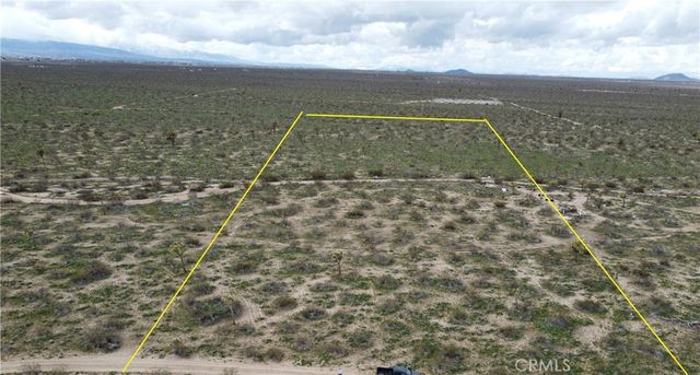 6 Nevada Road, Adelanto