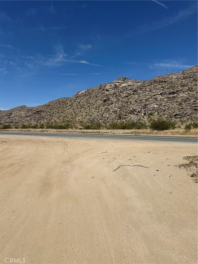 Draco Rd, Lucerne Valley