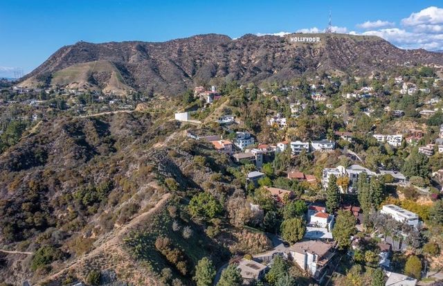 2949 N Durand Drive, Hollywood Hills East
