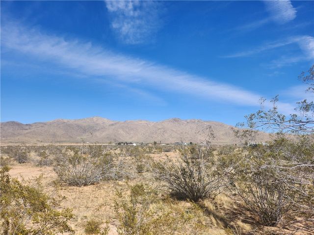 Laguna Seca Drive, Apple Valley