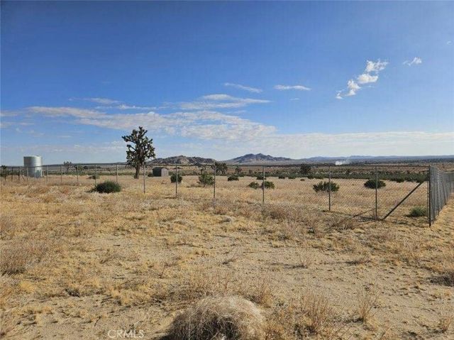 137 E Avenue N6, Palmdale