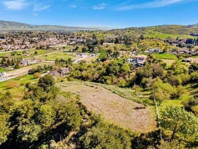 15311 Sycamore Drive, Morgan Hill