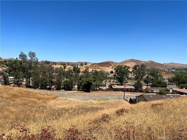 5 Stecher Avenue, Lake Elsinore