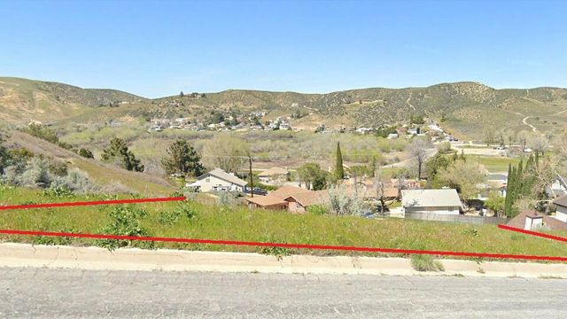 42809 Montello Drive, Lake Elizabeth