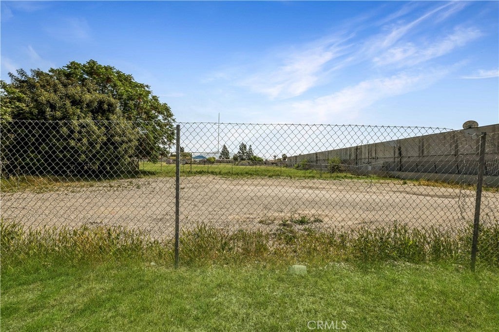 Photo of Listing #CV25094947