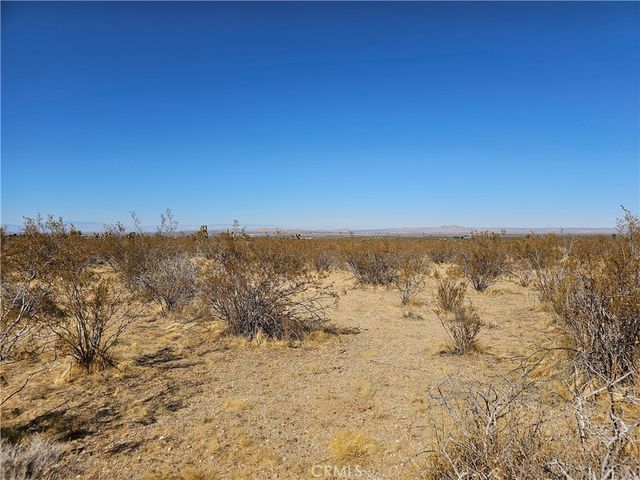 Avenue R, Palmdale