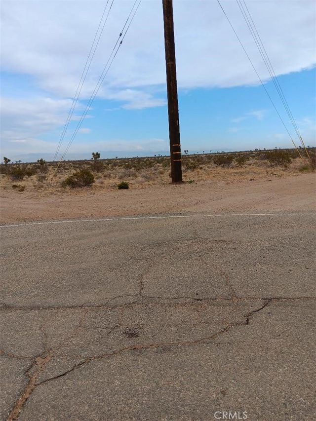 White Road, Victorville