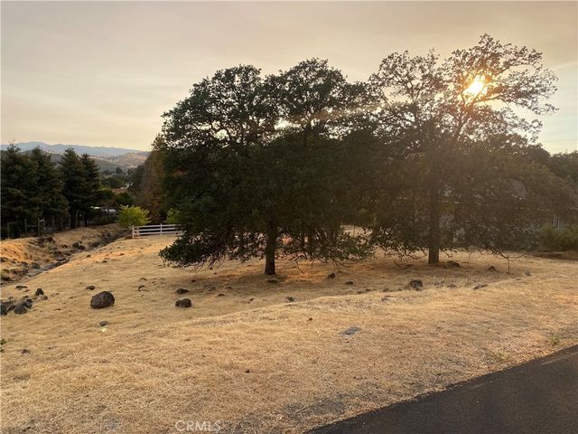 18765 Oak Grove Road, Hidden Valley Lake