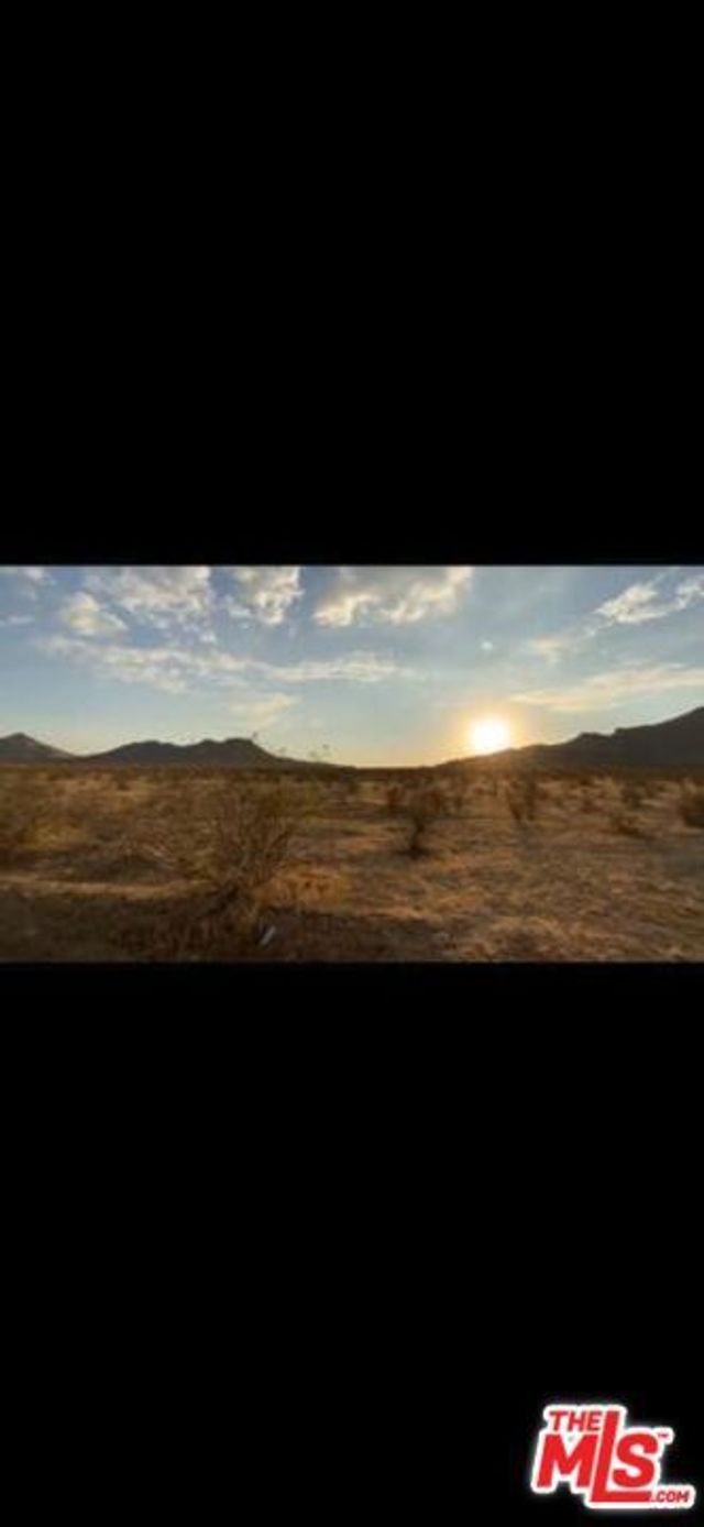 1 Richardson Road, Adelanto