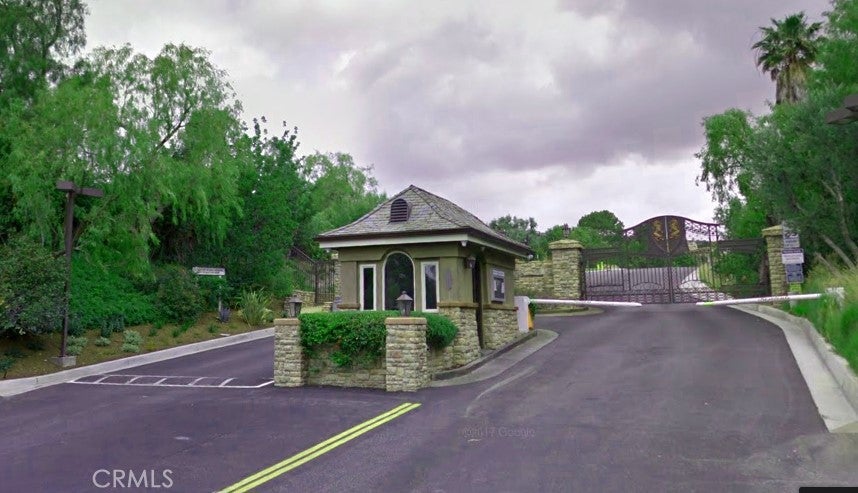 Photo of Listing #SR25114360