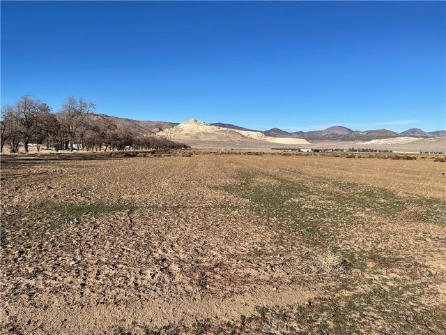 20028 Tehachapi Willow Springs Rd, Tehachapi