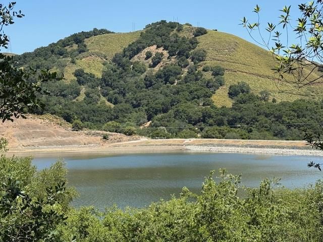 14056 Uvas Road, Morgan Hill