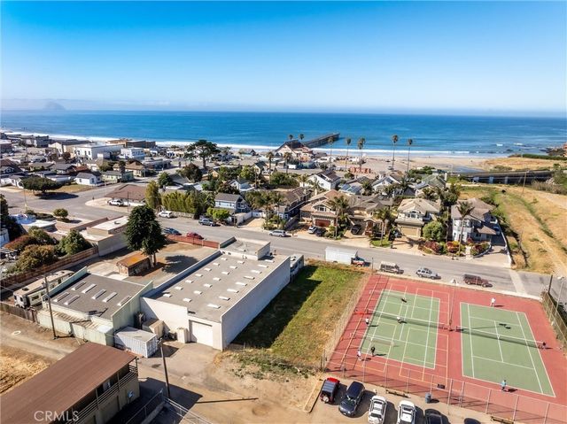 Ash Avenue, Cayucos