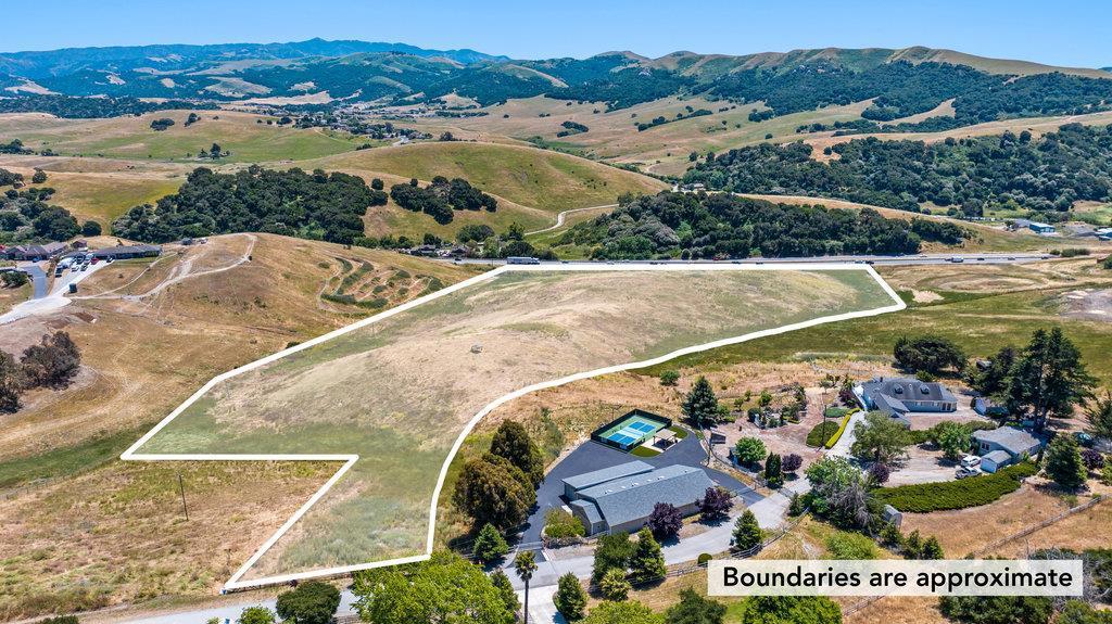 363 Orchard Hill Road, San Juan Bautista
