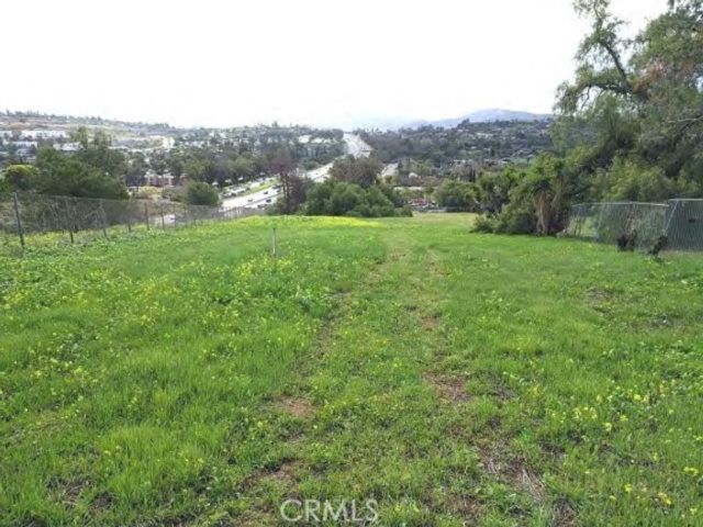538 Plumosa Ave, Vista