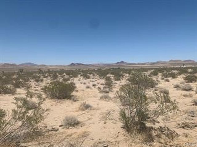 Buckthorne Canyon Road, Adelanto