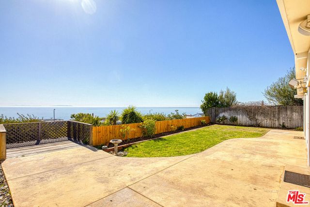 18128 Kingsport Drive, Malibu