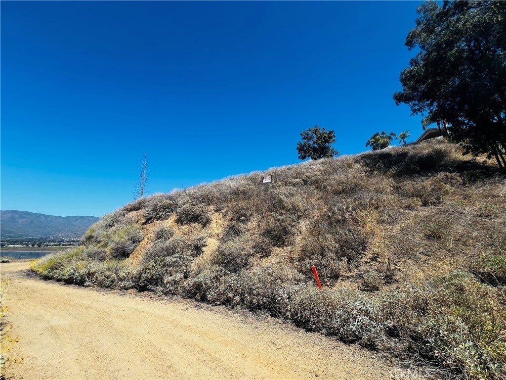 Photo of Listing #IV25126750