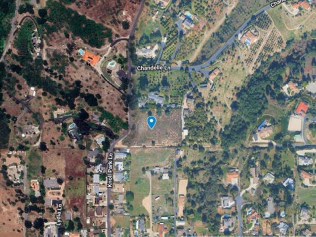 Knoll Park Ln, Fallbrook