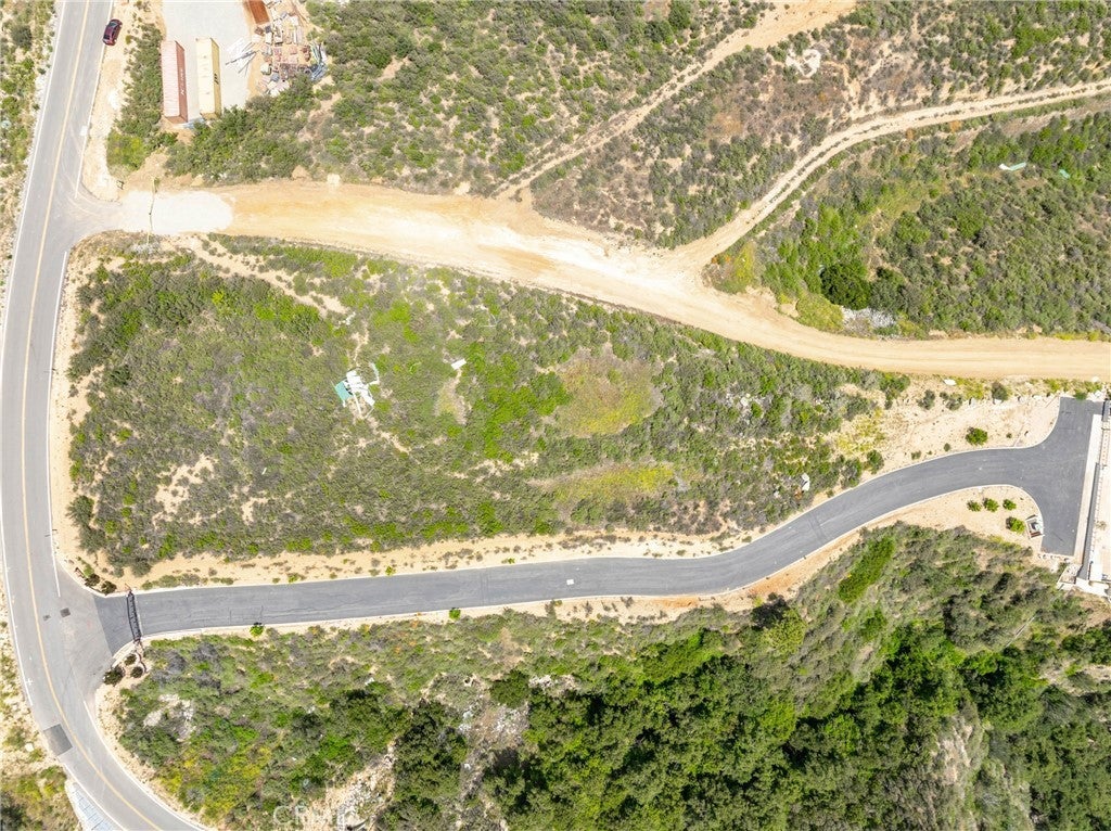 Photo of Listing #IV25127682