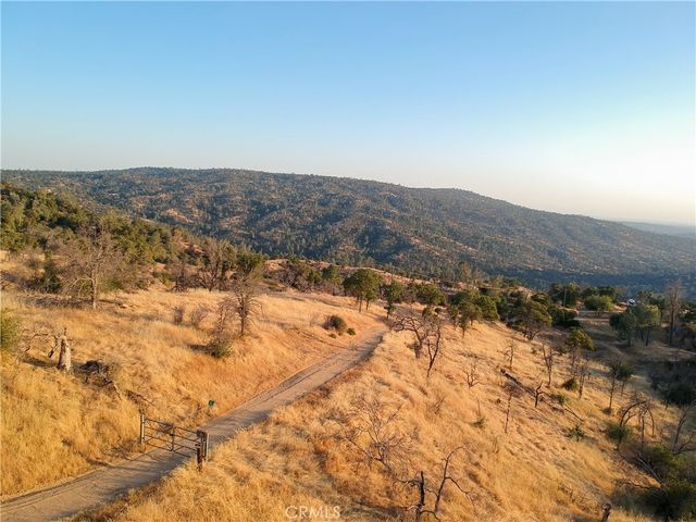 38914 Road 810, Raymond