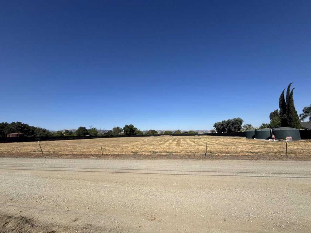 Photo of Listing #ML82011532