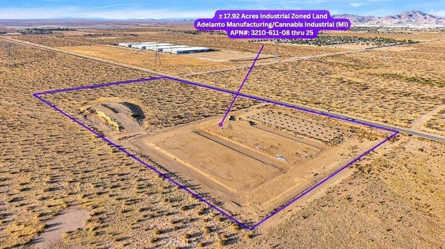 8 Koala Road, Adelanto