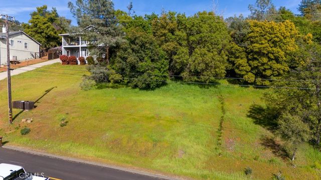 16366 Conestoga Road, Hidden Valley Lake