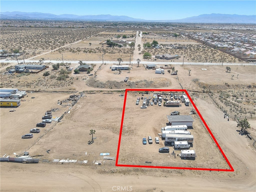 11525 Cactus Road, Phelan