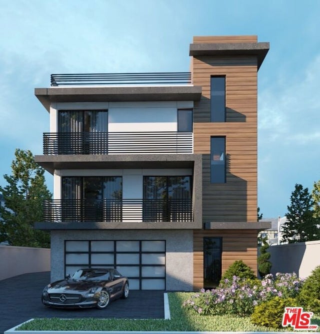 553 Heliotrope Drive, Los Angeles