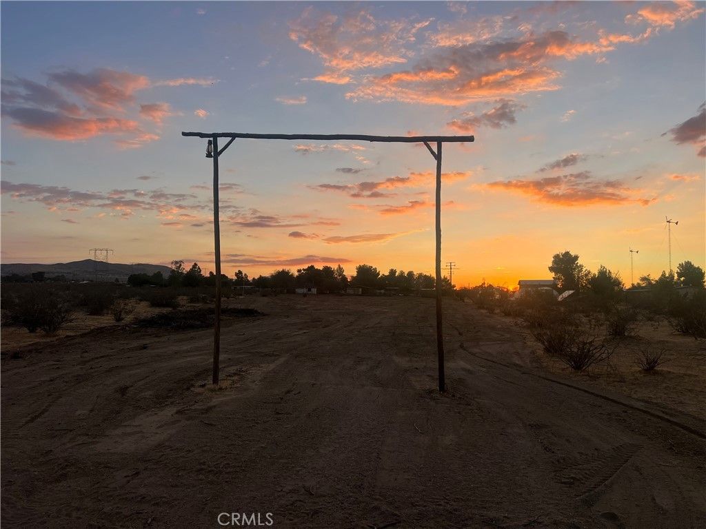 Loma Vista Road, Apple Valley