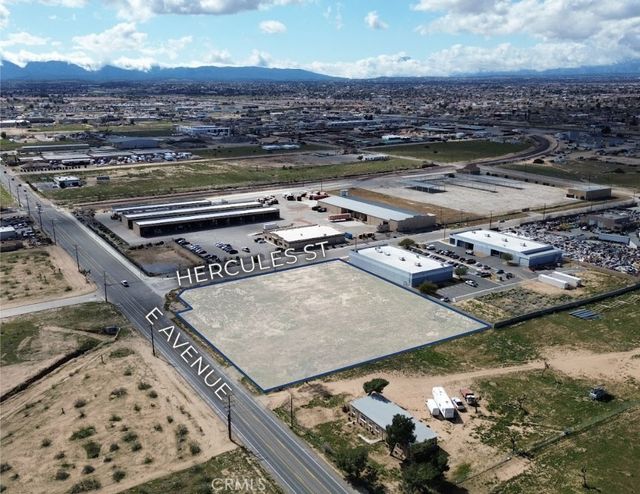 E Avenue, Hesperia