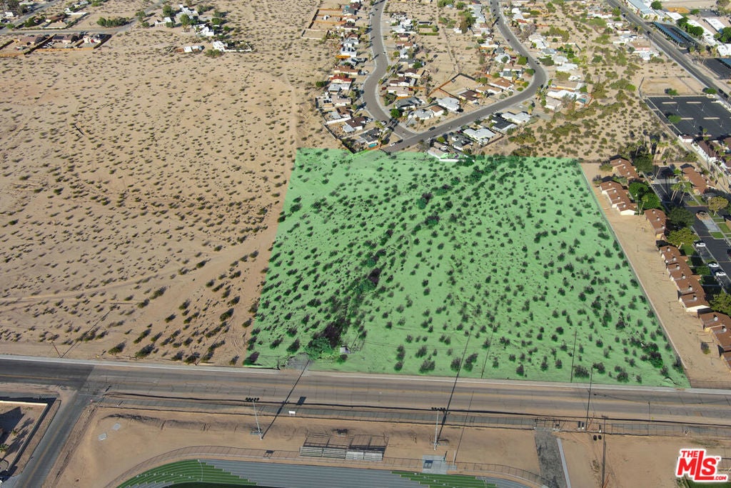 Photo of Listing #25560035