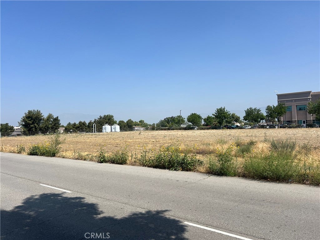 Photo of Listing #IV25149168