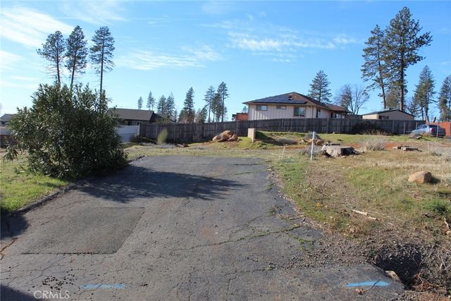 6363 Lucky John Road, Paradise