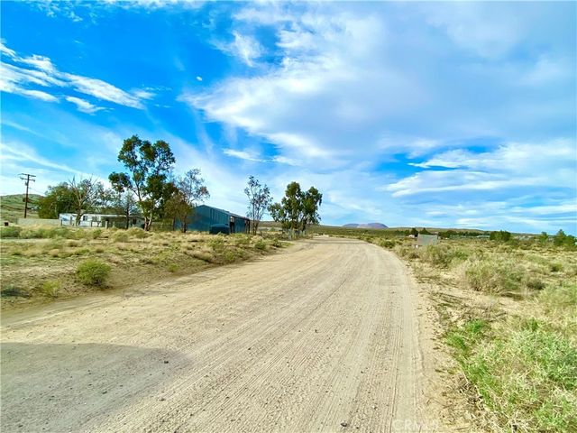 39th St West, Rosamond