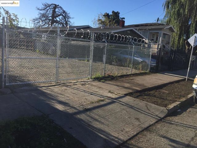1316 83rd Ave, Oakland