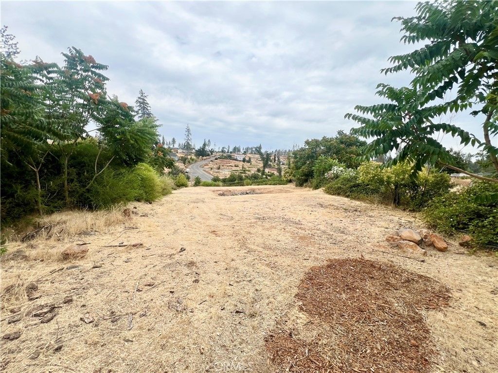 661 Dogwood Lane, Paradise