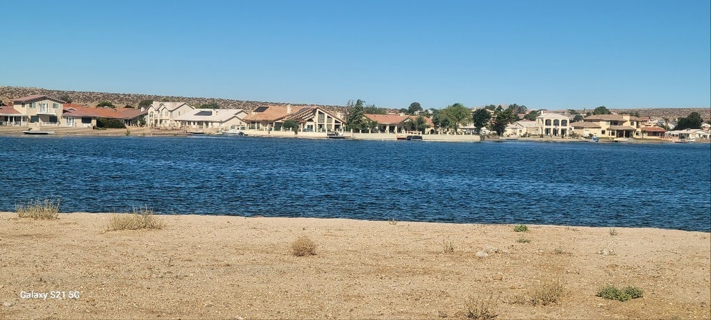 26456 Blue Water Road, Helendale