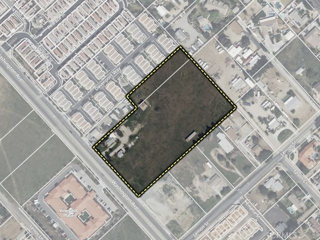 24264 Washington Avenue, Murrieta