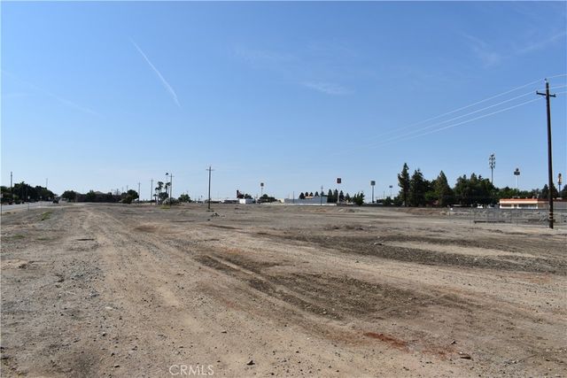 430 Front, Chowchilla